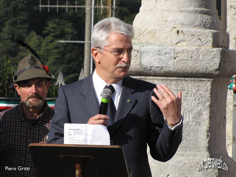 06 Con grande competenza storica.jpg